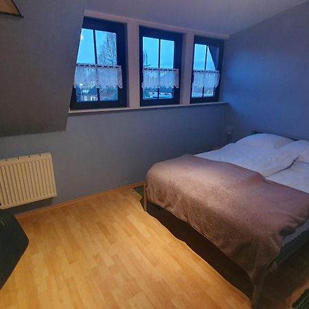 Ferienwohnung Hahnentange Rhauderfehn エクステリア 写真