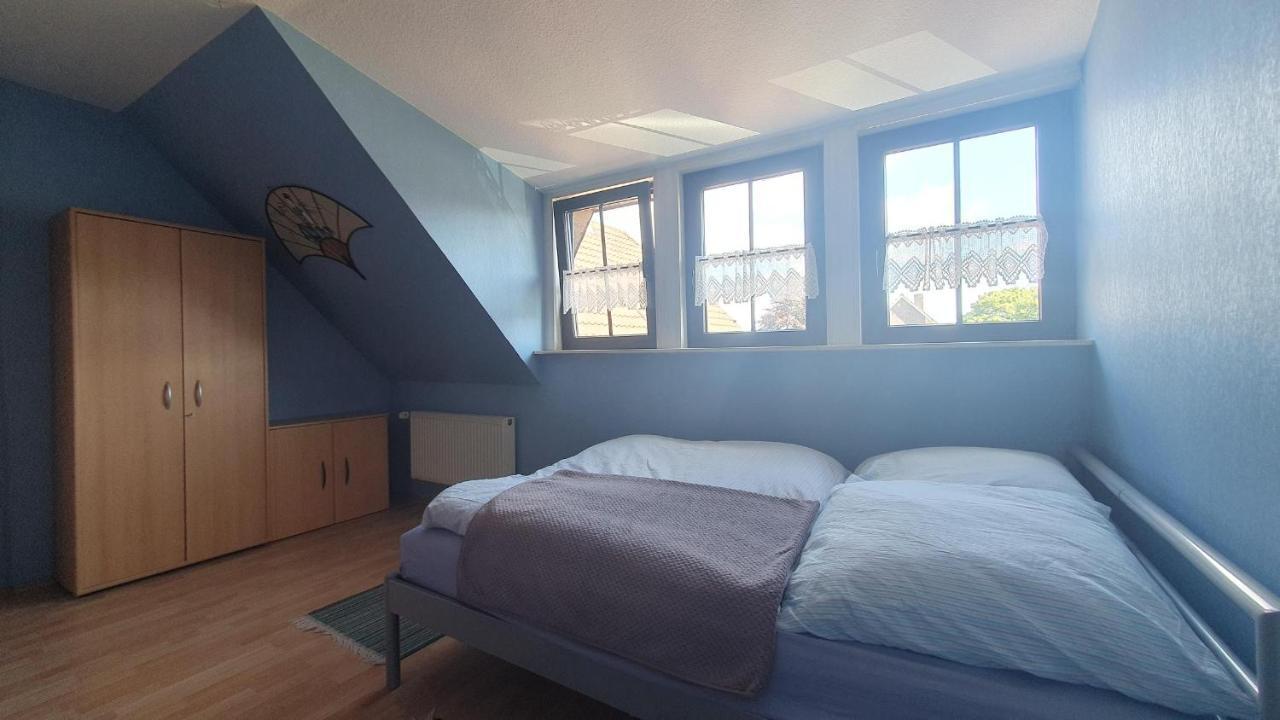 Ferienwohnung Hahnentange Rhauderfehn エクステリア 写真