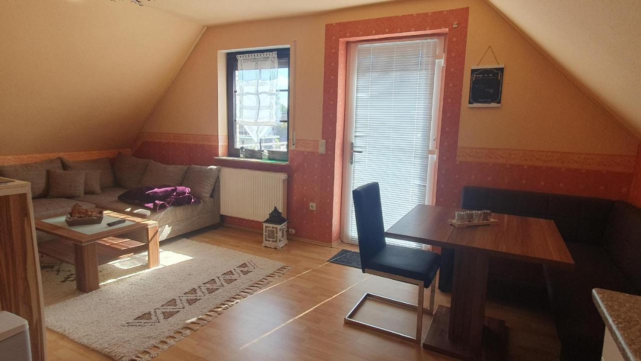 Ferienwohnung Hahnentange Rhauderfehn エクステリア 写真