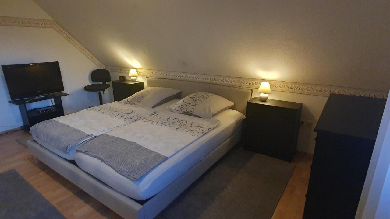 Ferienwohnung Hahnentange Rhauderfehn エクステリア 写真